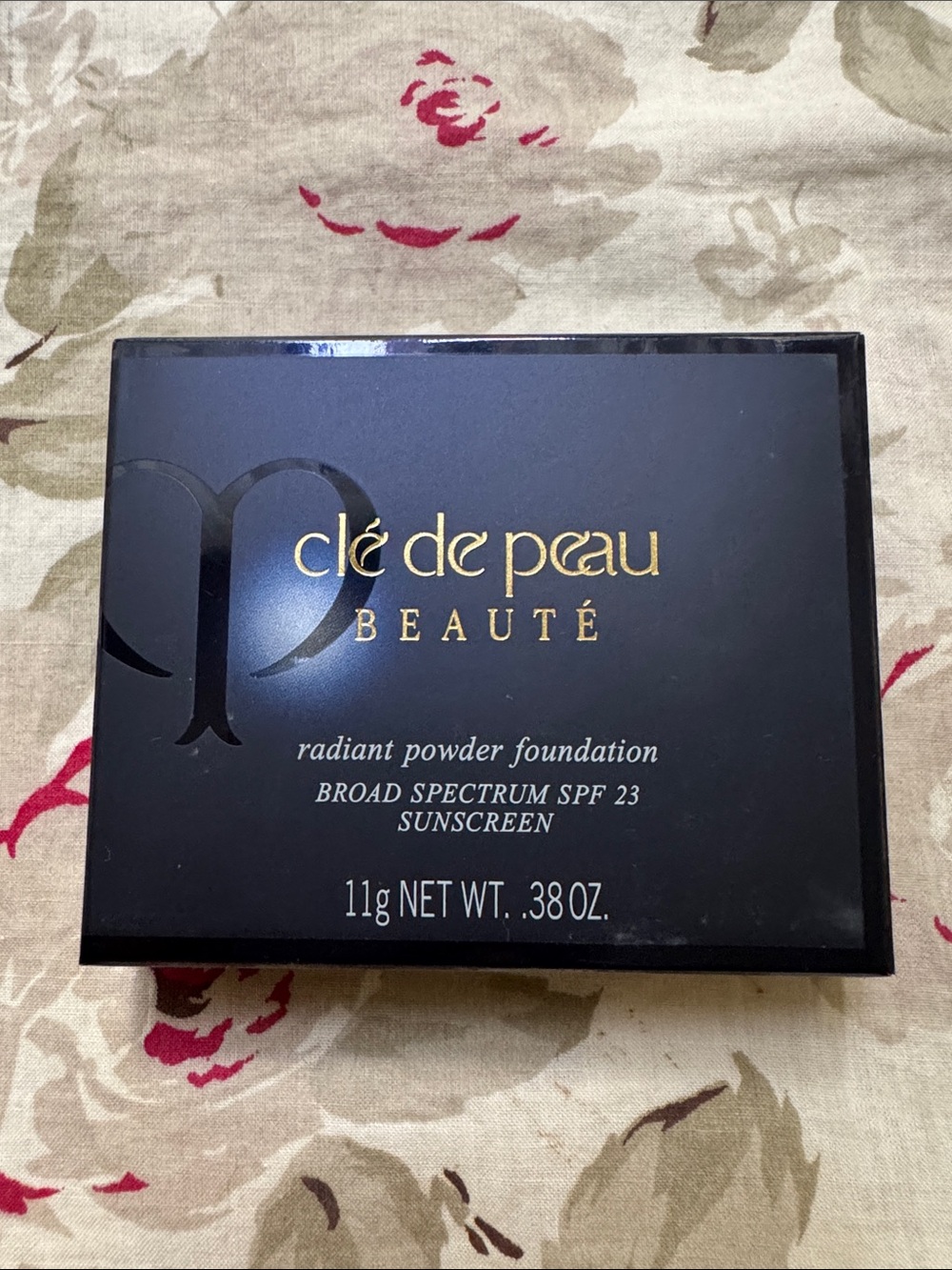 Radiant Powder Foundation – Refill O60